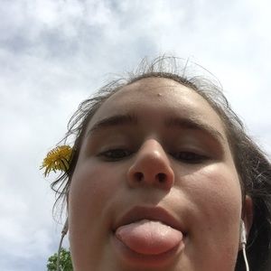 Meet your Posher, Karina